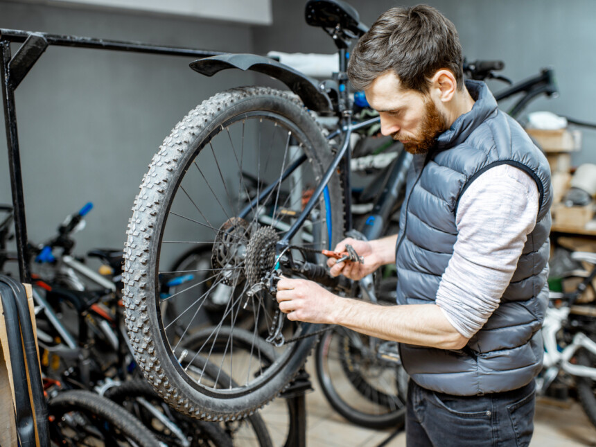 Servis jízdních kol a elektrokol - vše pro bezstarostnou jízdu