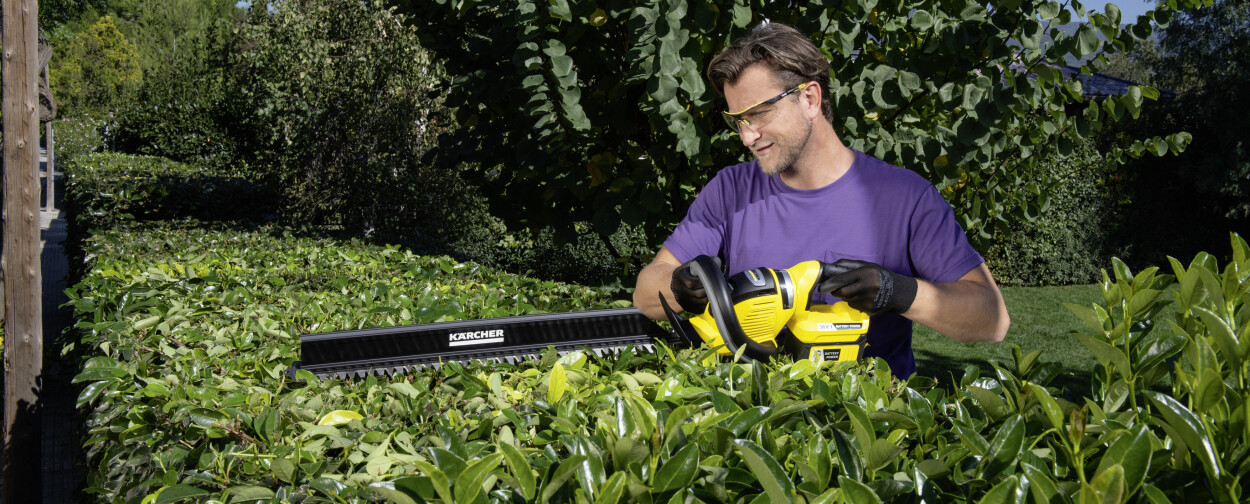 Aku nůžky na živý plot