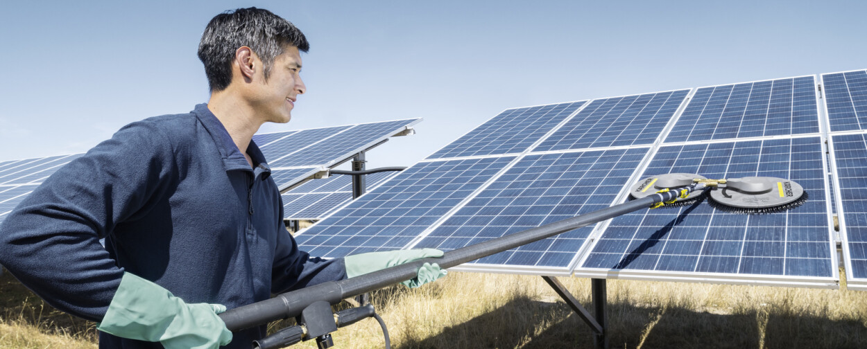 Čištění solárních/FVE panelů