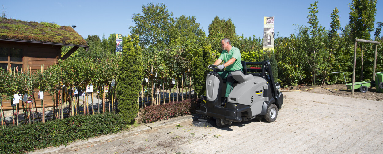 Zametací stroje s posedem