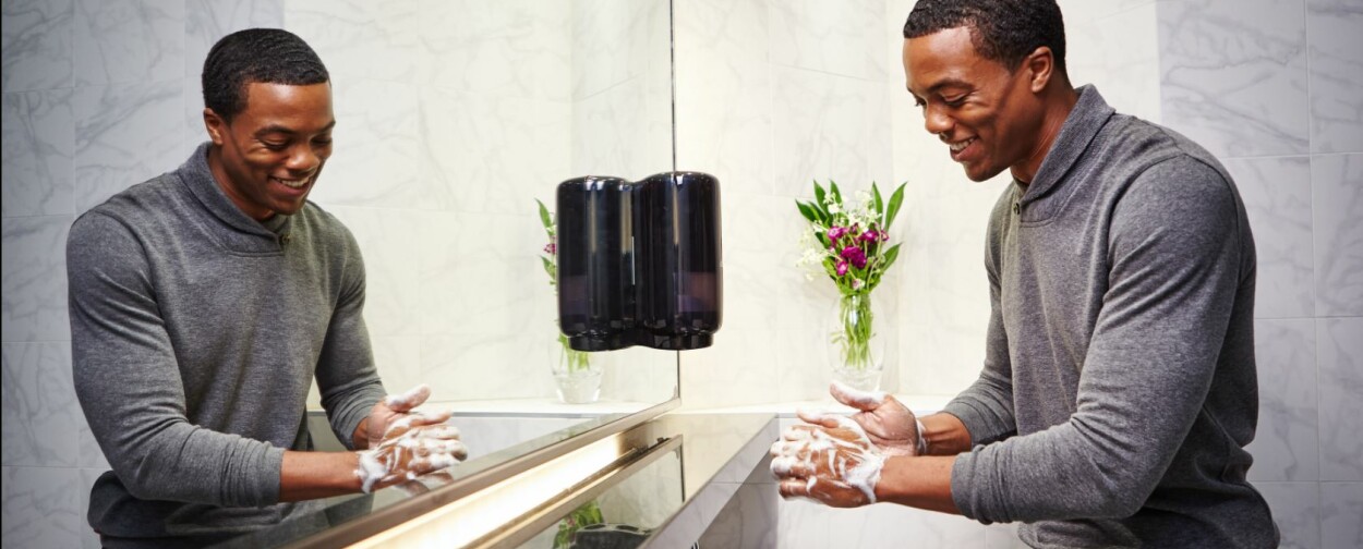 TORK  Elevation černá