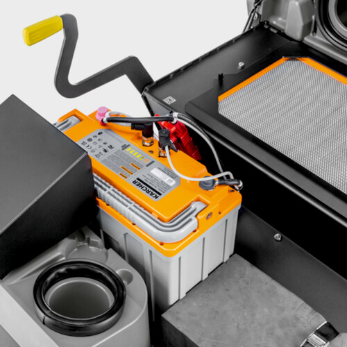 Rychlonabíječka pro plné nabití baterie za pouhé 2 hodiny. Bezúdržbový bateriový systém bez nutnosti doplňování vody. Dlouhá provozní doba a vysoká produktivita díky rychlému a průběžnému nabíjení.