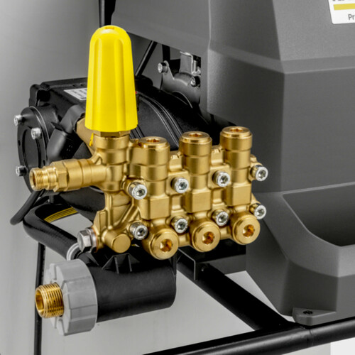 Silný výkon s vysokou efektivností. Dlouhá životnost s nízkými náklady na údržbu. S funkcí sání a teplotou vody až do 60 °C.