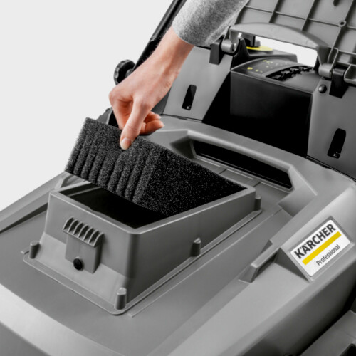 Snižuje množství vznikajícího prachu a zajišťuje čisté pracovní prostředí. Výměna filtru bez použití nářadí.