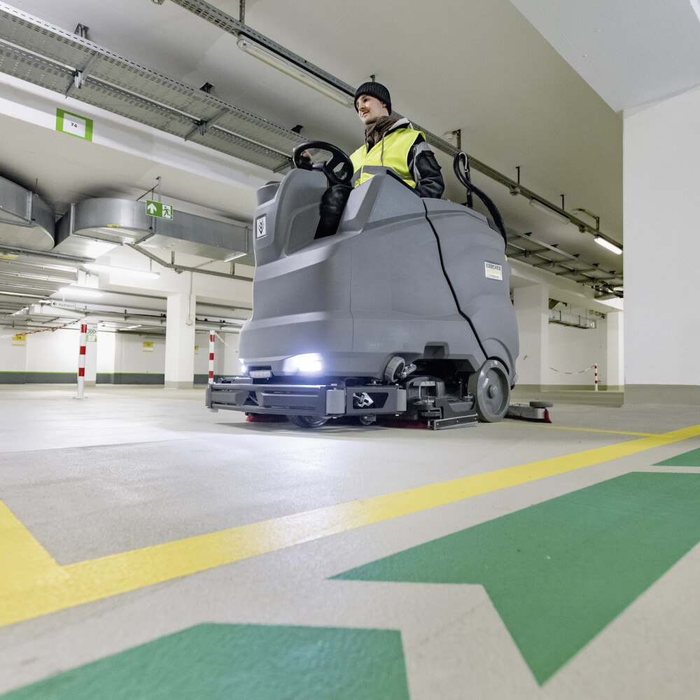 Podlahový mycí stroj s odsáváním B 150 R Bp Pack
