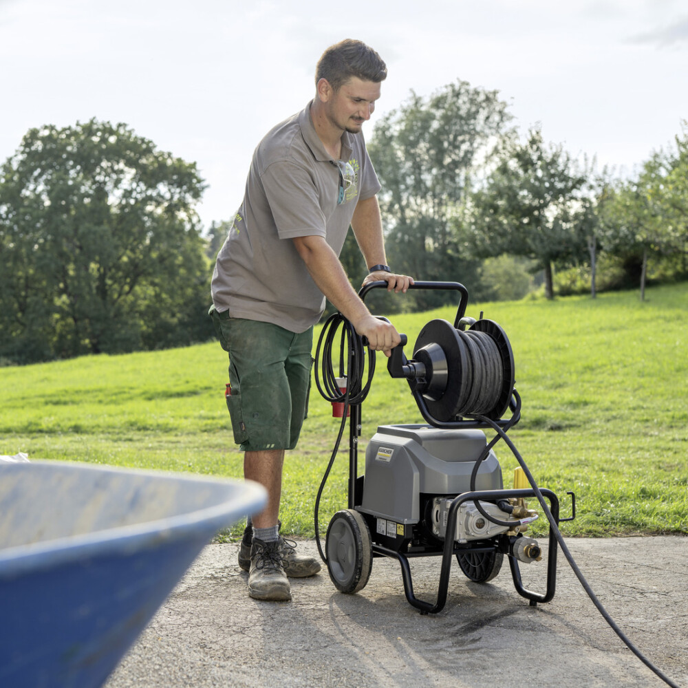 Manuální naviják k HD strojům ve střední třídě Classic