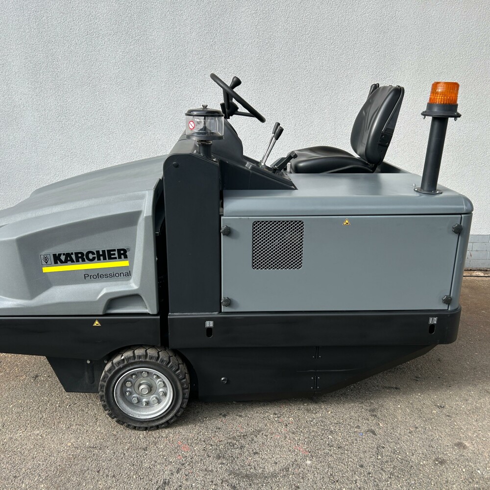 Zametací stroj s odsáváním KM 120/250 R LPG/PROPANBUTAN Classic - BAZAR