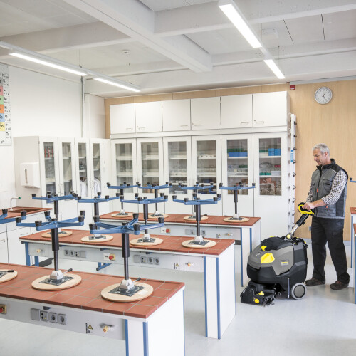 Podlahový mycí stroj BR 45/22 C Bp Pack Go!Further