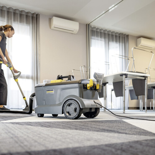 Čistič koberců Puzzi 10/1 Adv